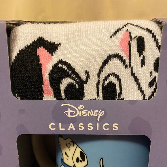 Disney Classics Dalmatian Mug and Socks Set - Picture 4 of 8